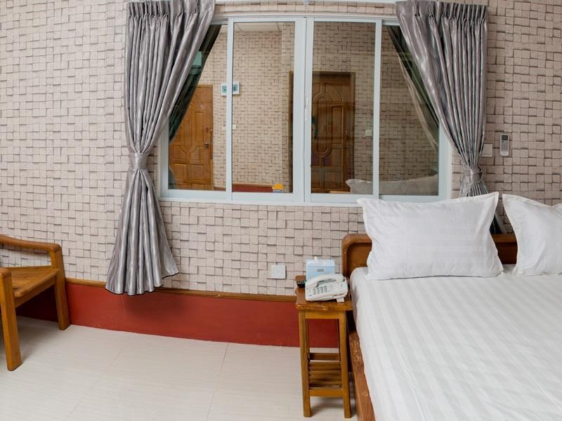 Aung Tha Pyay Hotel 2 Γιανγκόν Εξωτερικό φωτογραφία